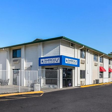 Americas Best Value Inn - Lincoln Airport Εξωτερικό φωτογραφία