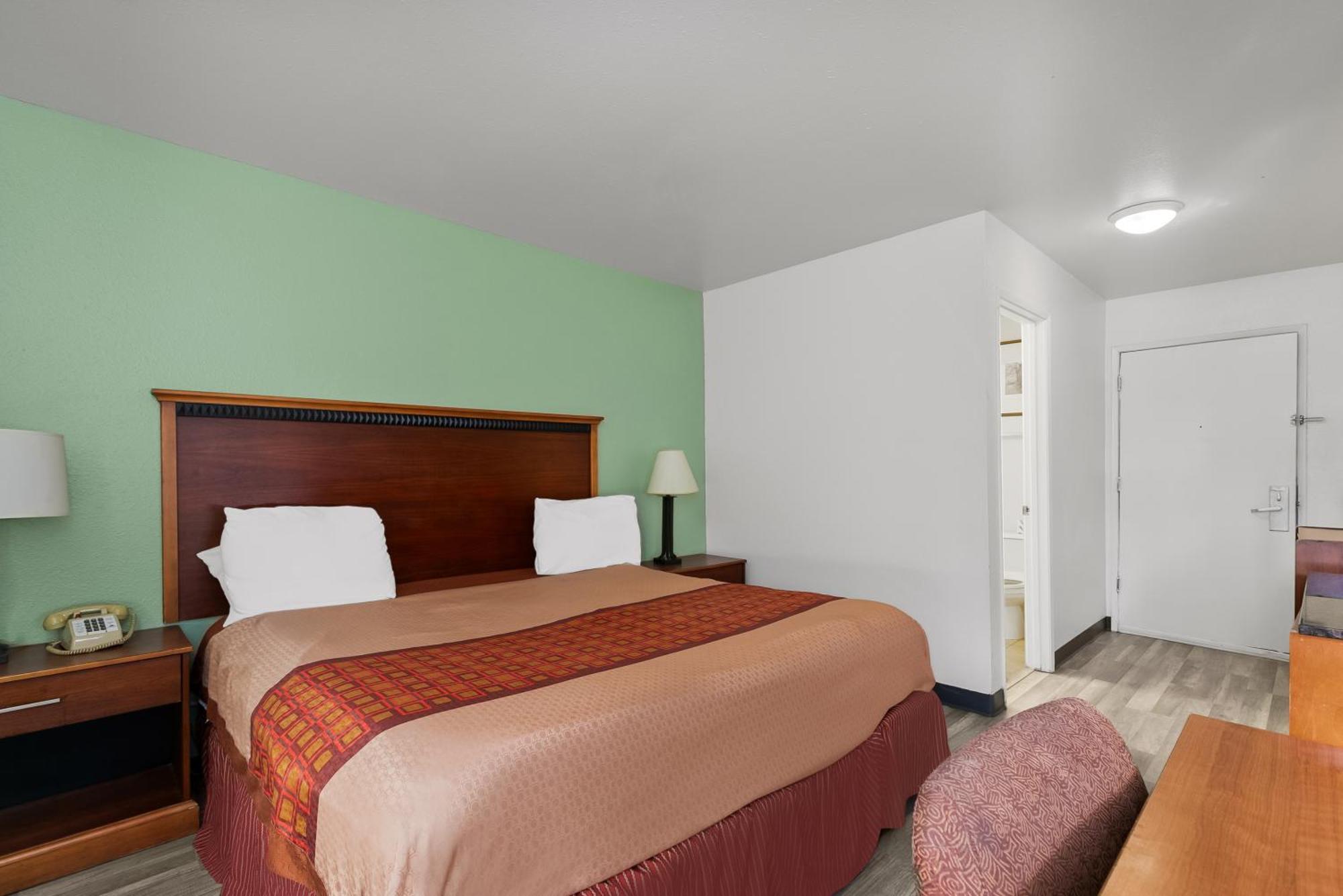 Americas Best Value Inn - Lincoln Airport Εξωτερικό φωτογραφία