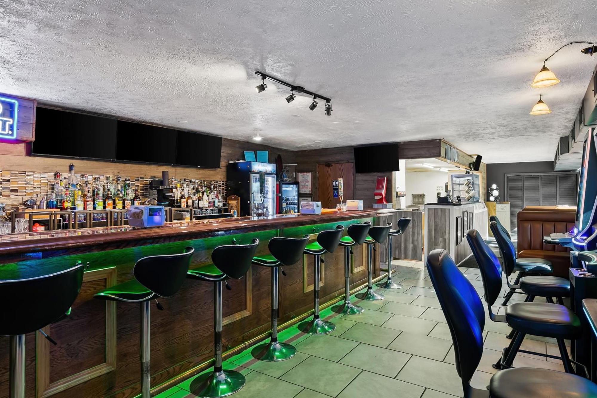 Americas Best Value Inn - Lincoln Airport Εξωτερικό φωτογραφία